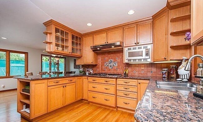 Building Photo - 2961 South Ct