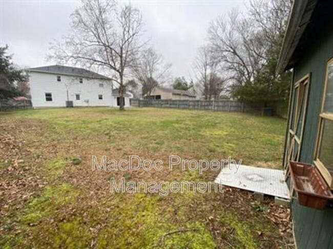 Building Photo - 12009 Stansbury Dr