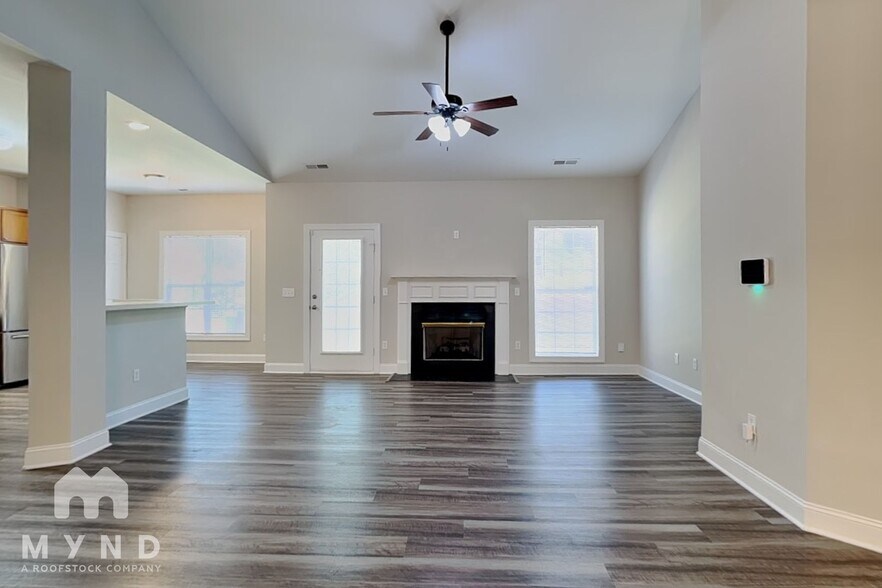 Building Photo - 2845 Atwood Rd