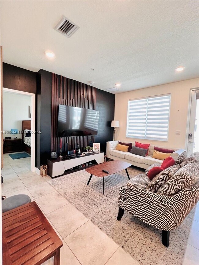 Building Photo - 6420 NW 102nd Path