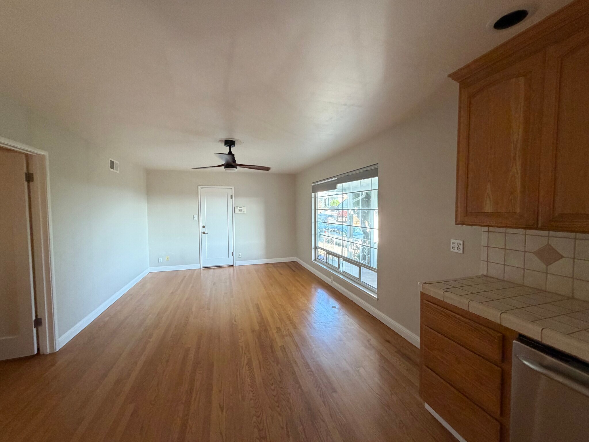 Building Photo - 4806 Lodi Way