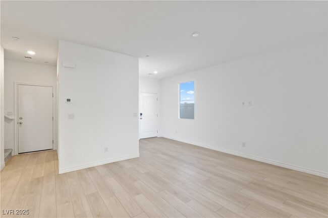 Building Photo - 2502 Vittora Pointe St