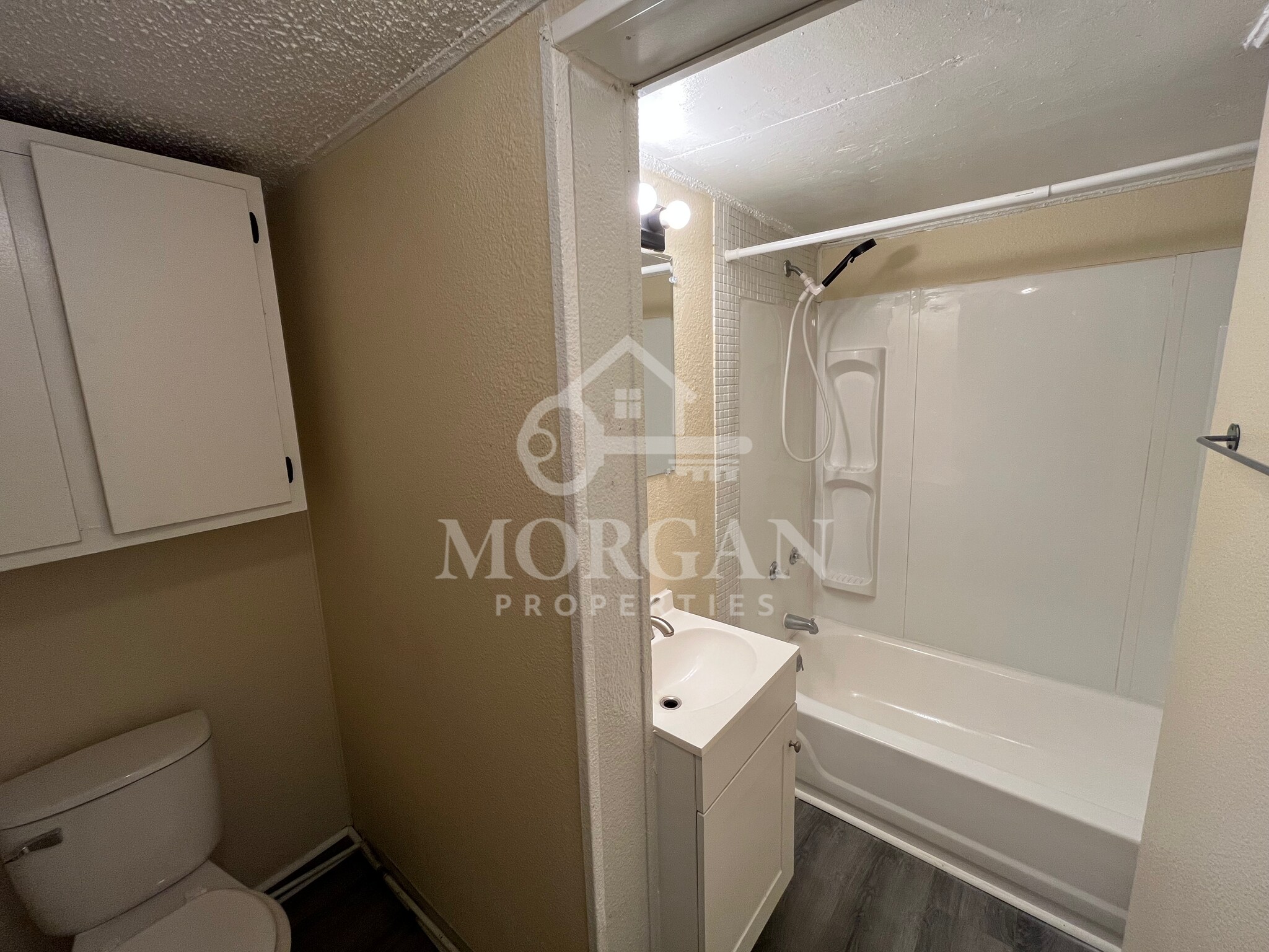 Building Photo - 2447 Jackson St