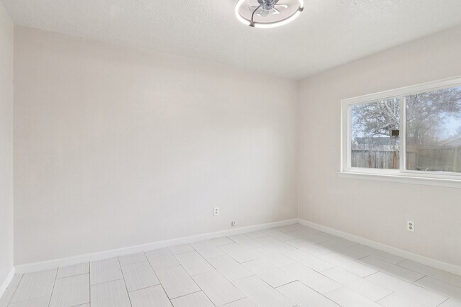 Building Photo - 14067 Towneway Dr