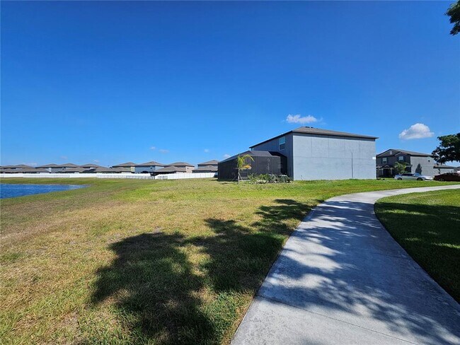Building Photo - 12751 Weston Oaks Ln
