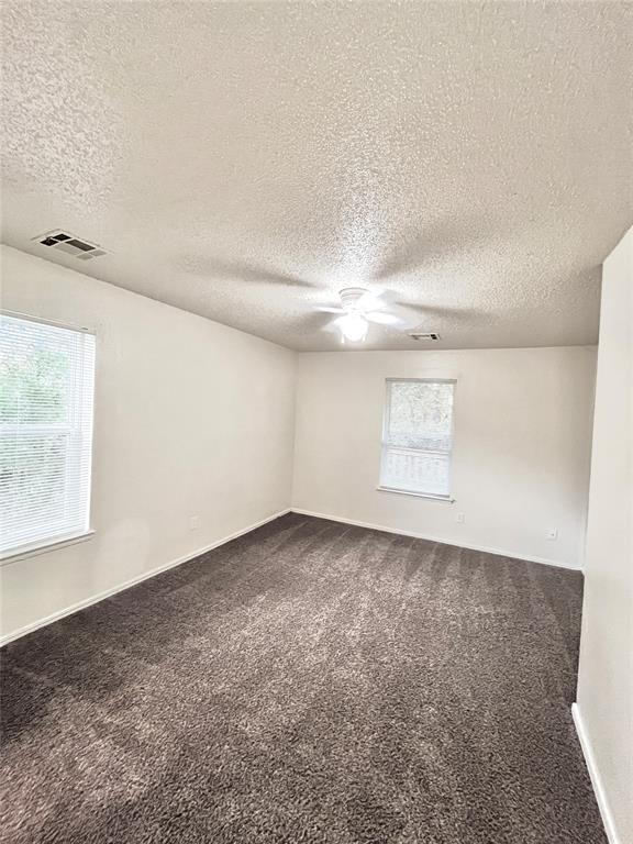 Building Photo - 905 Aspen Ct