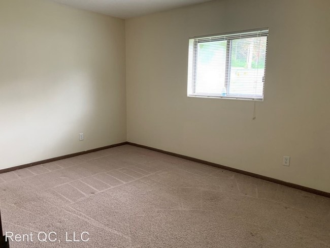 Building Photo - 3743 53rd St