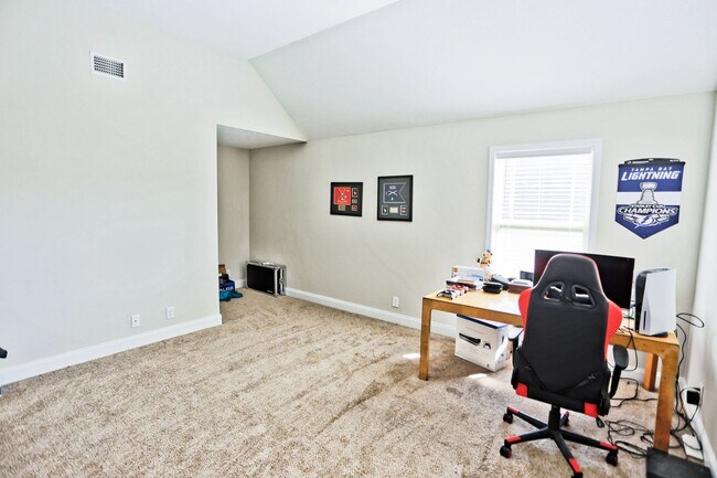 Building Photo - 1328 Black Oak Cir