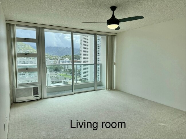 Building Photo - 1450 Young St