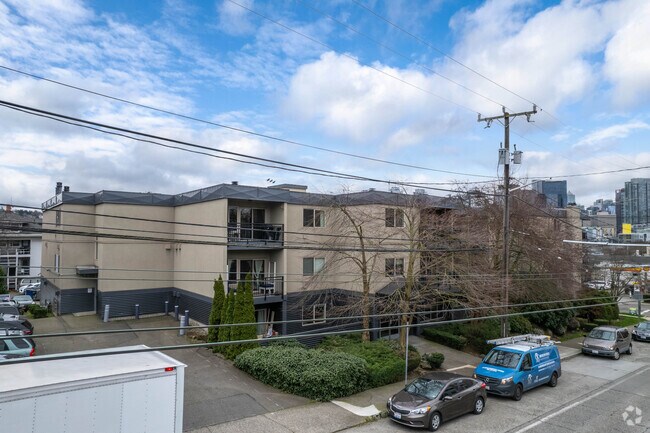 Exterior - Renaissance