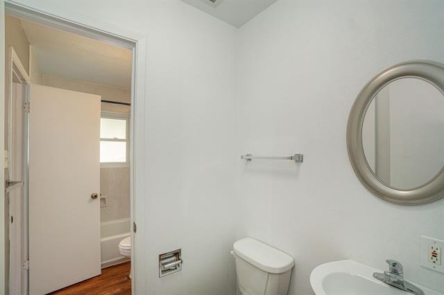 Building Photo - 1202 Crane Dr