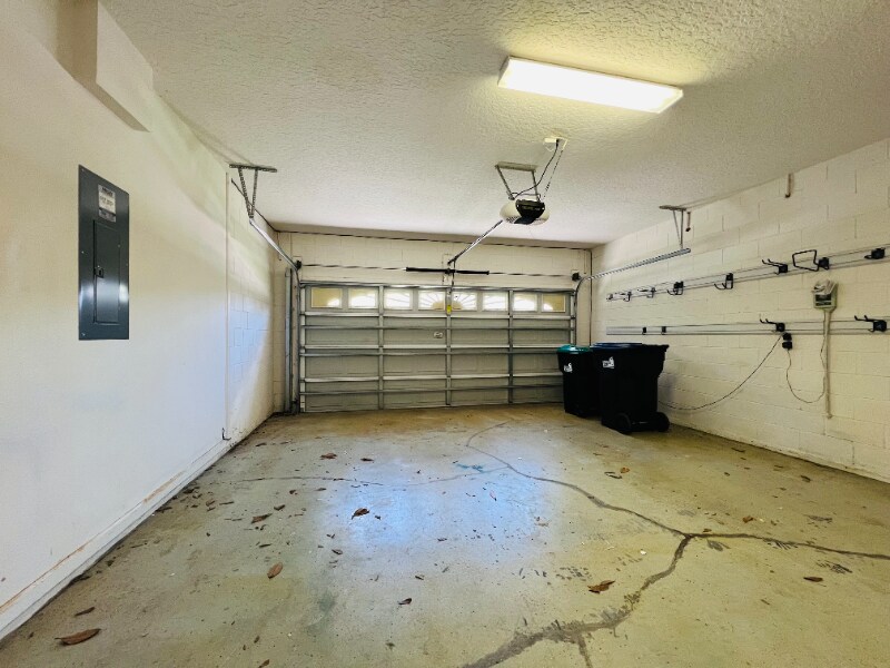 Building Photo - 1356 Crane Crest Way