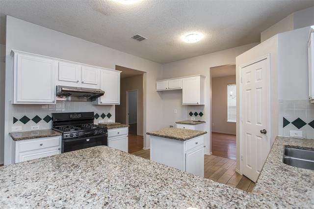 Building Photo - 738 Opal Ln