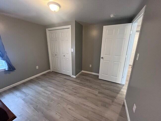 Building Photo - Leck Kill Apartments