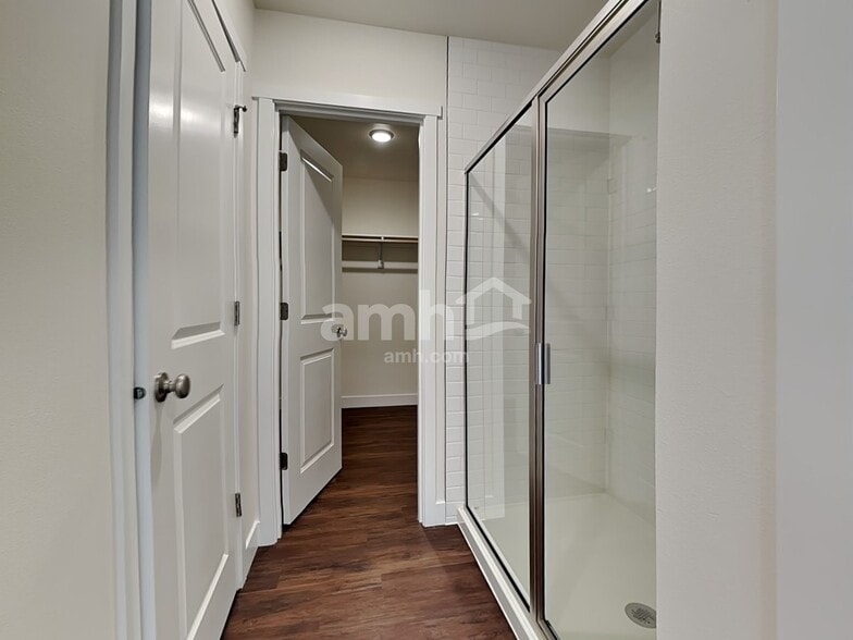 Building Photo - 7814 Verona Lp SW