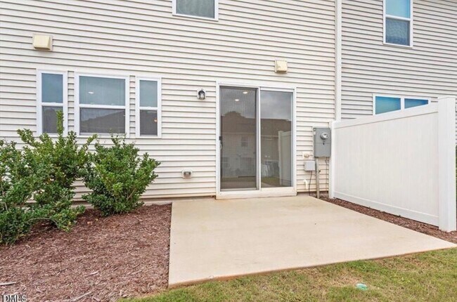 Building Photo - 119 Anise Ln