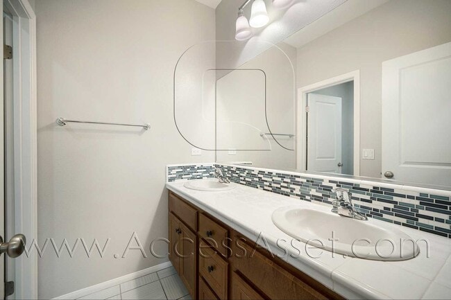 Building Photo - 29534 Dry Creek Dr