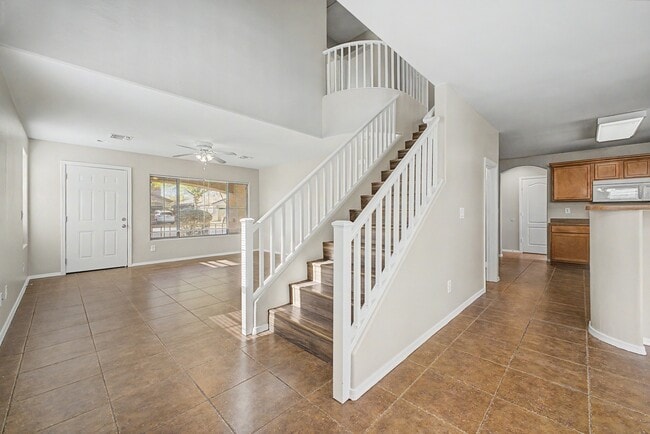 Building Photo - 15451 W Yucatan Dr