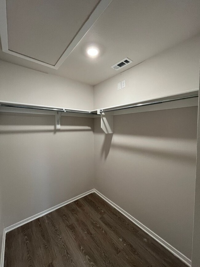 Building Photo - PRELEASING NOW!  NEW Three Bedroom | Two Bathroom Duplex in Bentonville