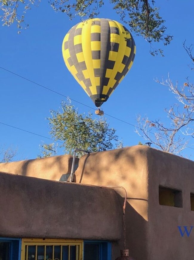 Building Photo - Classic New Mexican Adobe Retreat in the Heart of Los Ranchos