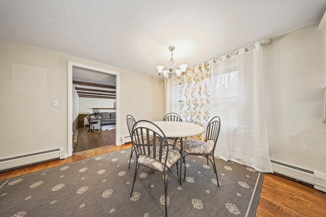 Building Photo - 138 Wildwood Cir