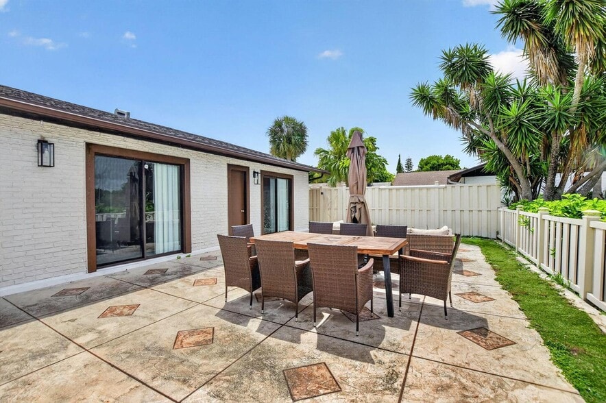 Building Photo - 9903 Boca Gardens Trl