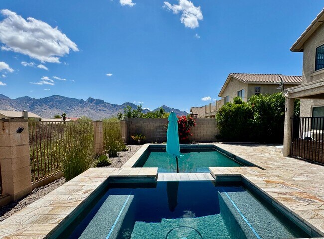 Building Photo - 12768 N Lantern Way