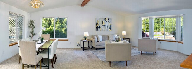 Building Photo - 13315 Lost Lake Rd