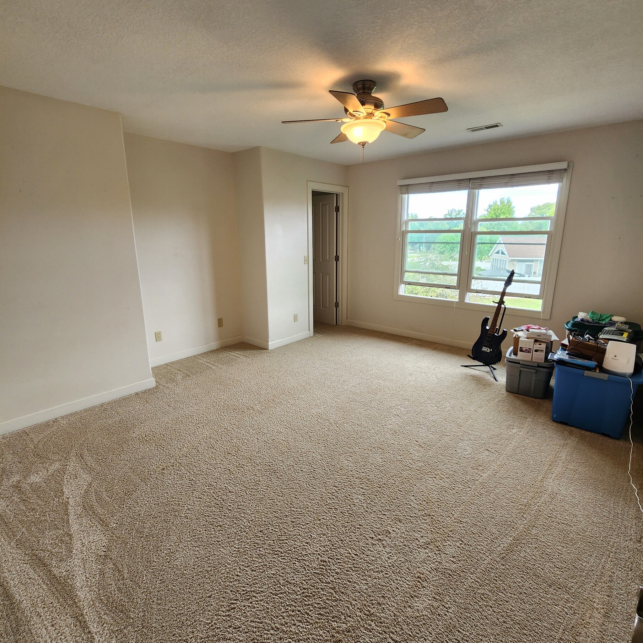 Building Photo - 102 E Sapphire Ln