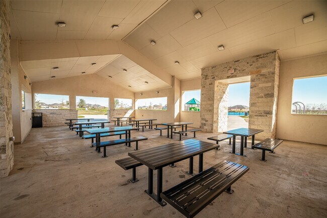 Building Photo - 31319 Kenswick Grove Ln