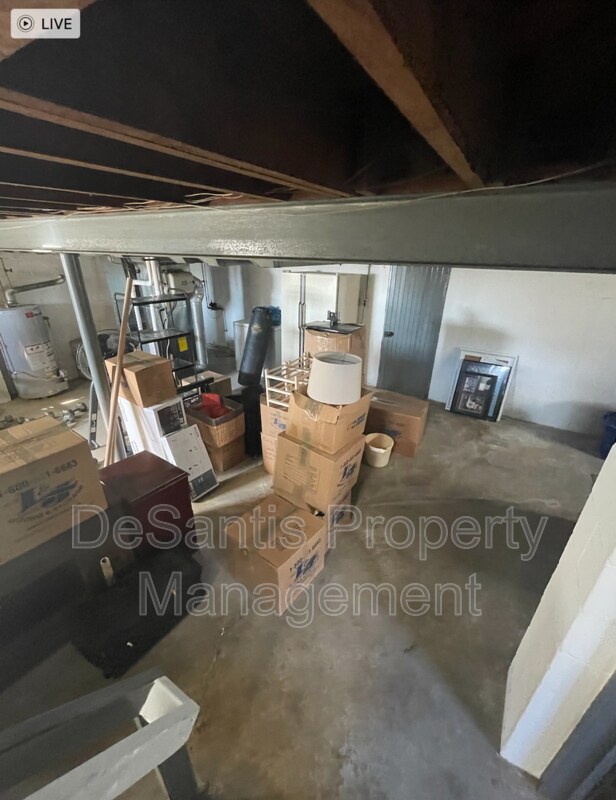 Building Photo - 811 California Ave