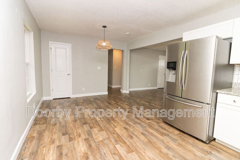 Building Photo - 3629 Thrushwood Dr