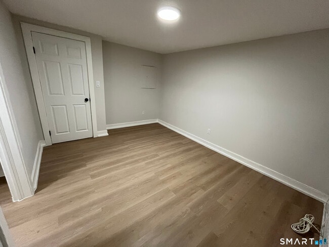 Building Photo - 120 Lexington Ave