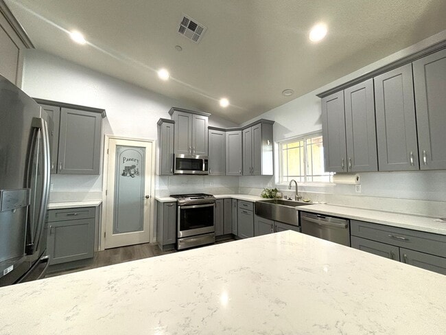 Building Photo - Beautiful Property Coming Soon!!!!