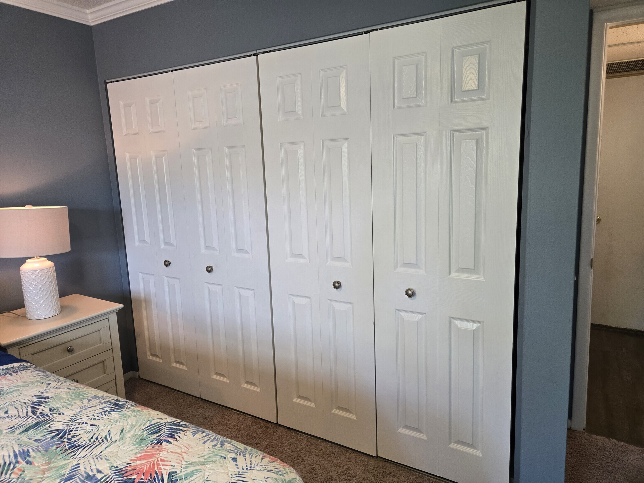 Building Photo - 5242 NE 6th Ave