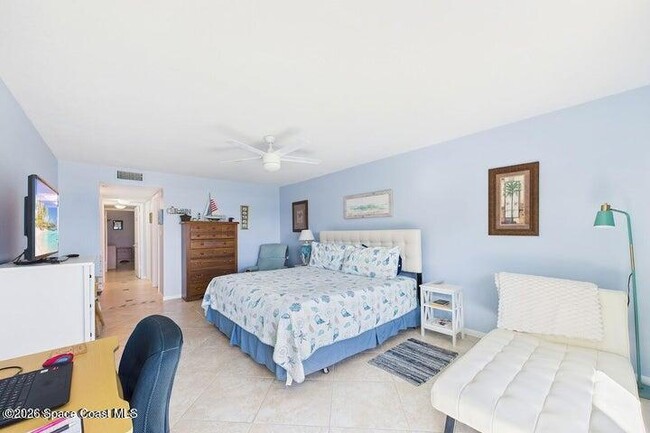 Building Photo - 1305 S Atlantic Ave