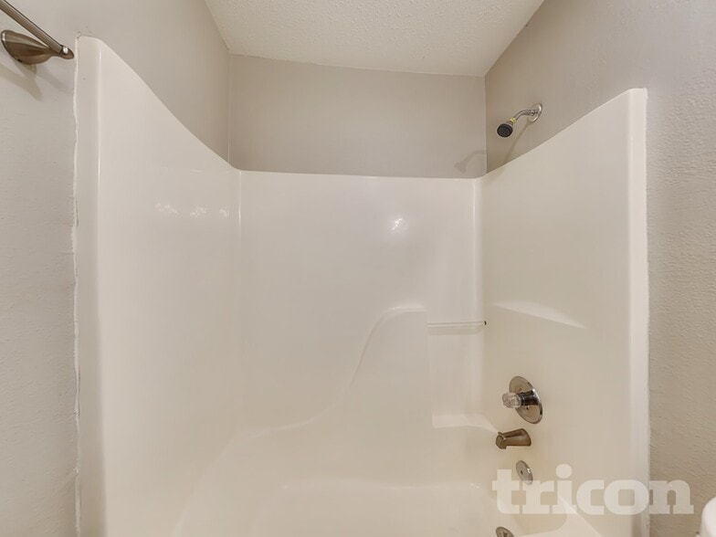 Building Photo - 5314 Cliff Ridge Dr