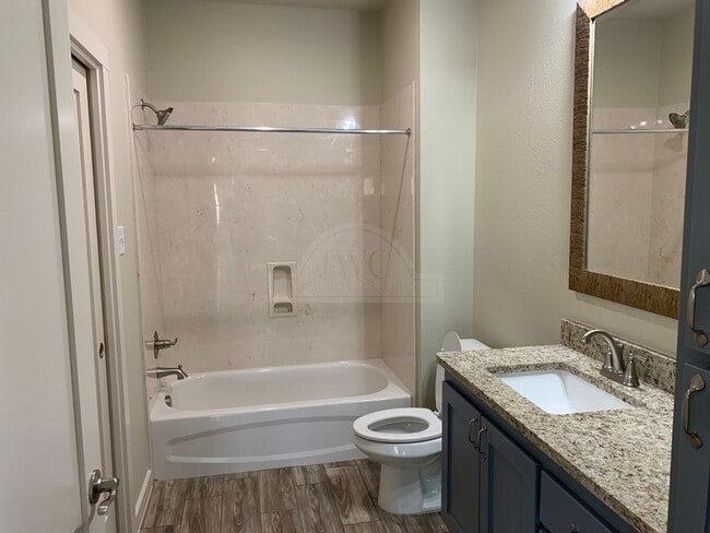 Building Photo - 5005 White Rose Dr