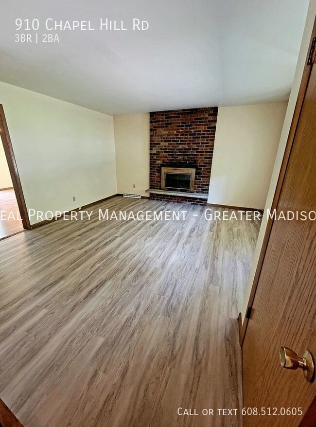 Building Photo - Private Corner Lot Duplex in Quiet Neighbo...