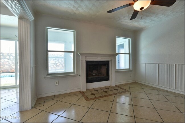 Building Photo - 1744 Gambel Quail Dr