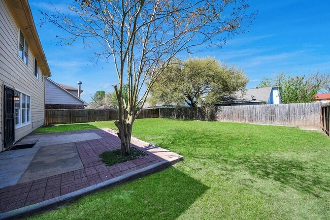 Building Photo - 8026 Big Oak Trail Dr