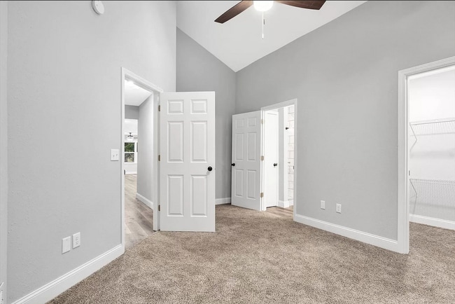 Building Photo - 52129 Clover Trail
