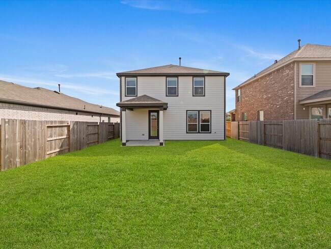 Building Photo - 8218 Leisure Pt Dr