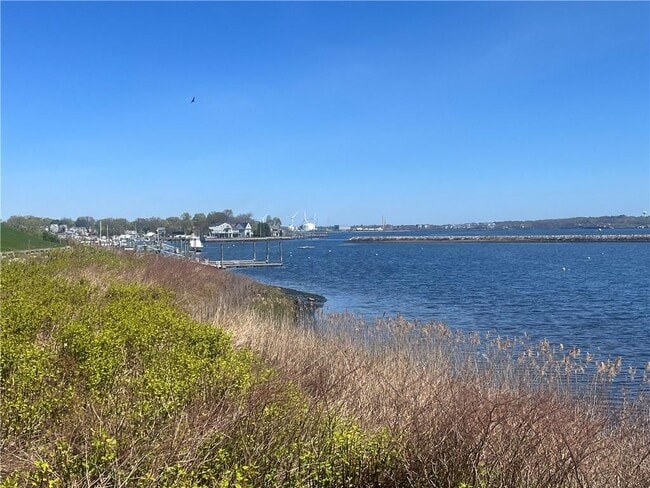 Building Photo - 400 Narragansett Pkwy