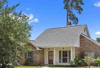 Building Photo - 7344 Robinson Dr
