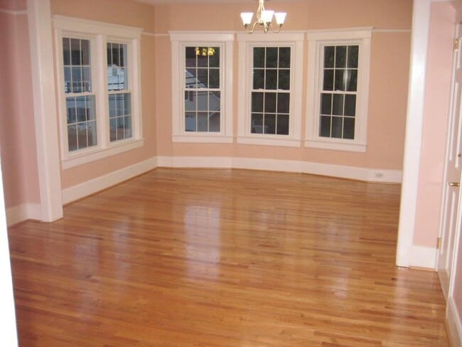 Building Photo - 54 Baker Ave