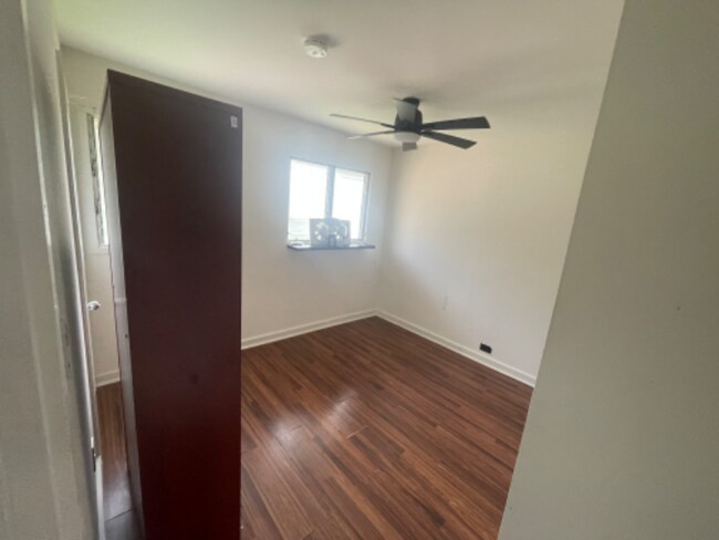 Building Photo - 94-361-361 Kahuanani St