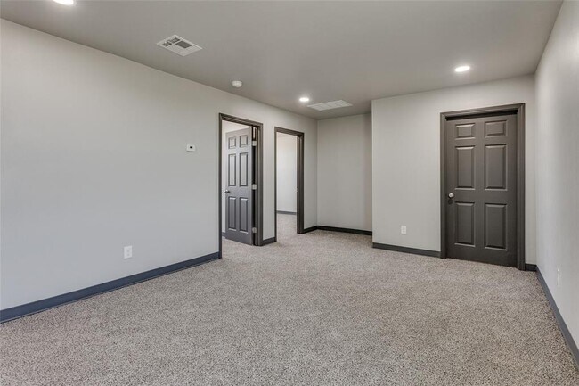 Building Photo - 12571 US-77