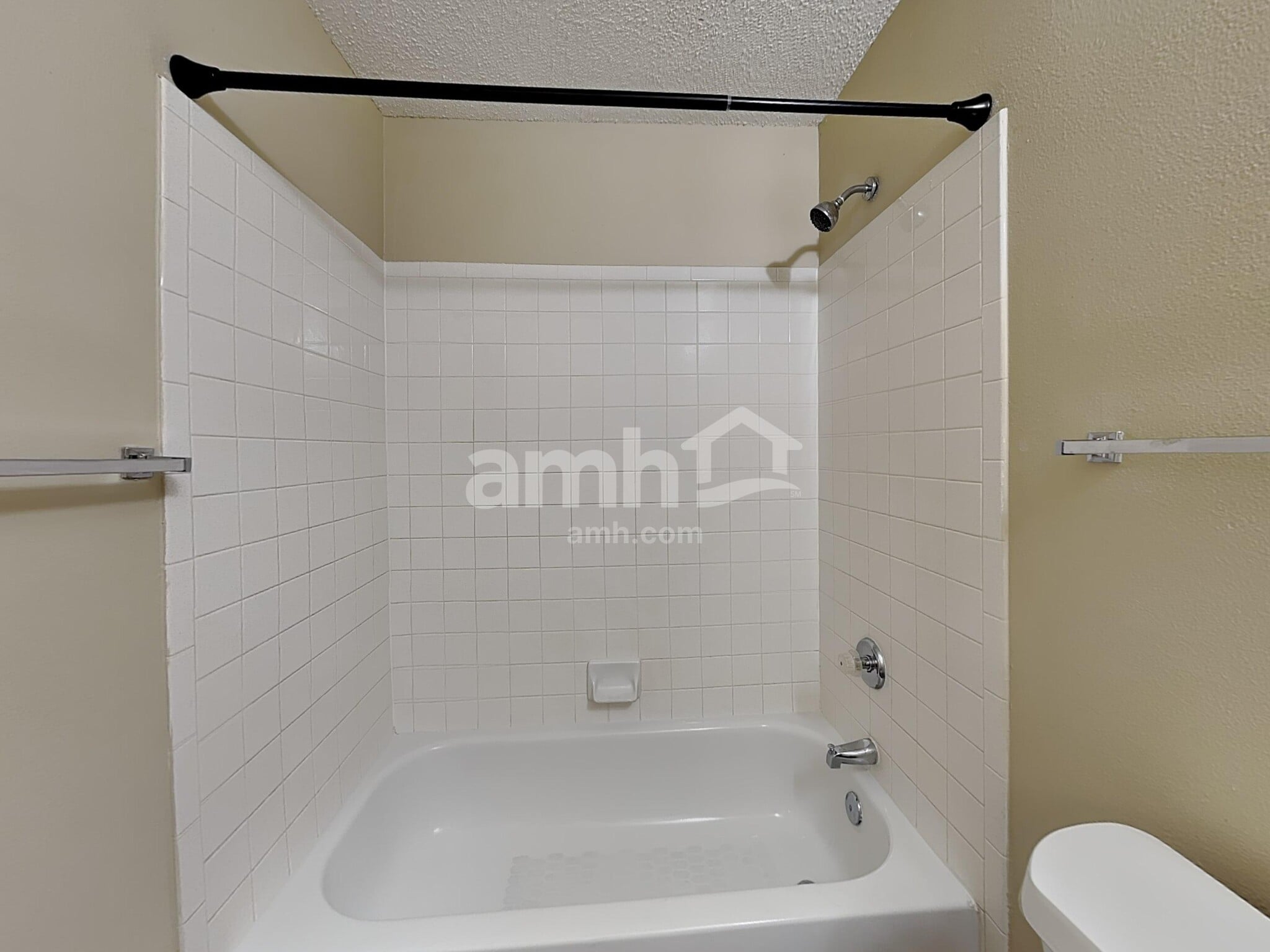 Building Photo - 7119 Rock Blf