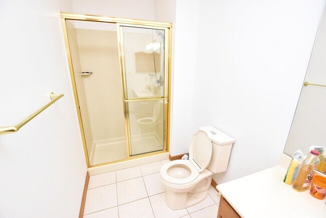 Building Photo - Waterfront Condo in Penn Schools District, 4 bedroom, 3 full baths!